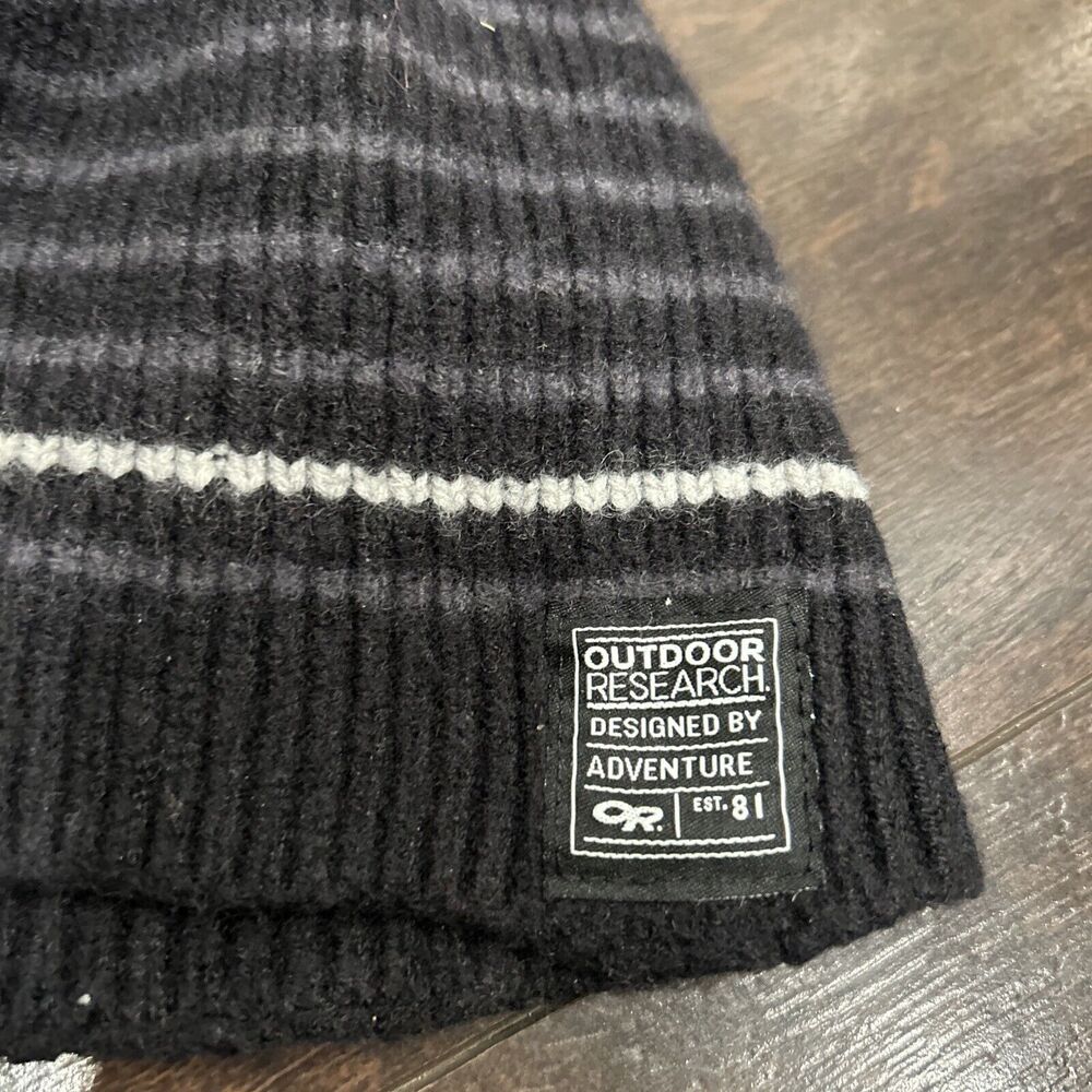 Outdoor Research Gray Stripe Black Wool Blend Beanie Skull Cap Winter Snow One - Picture 4 of 12
